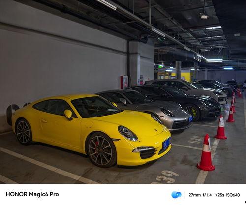 荣耀保时捷最新爆料视频,惊艳设计，性能升级，科技与时尚的完美融合  第2张